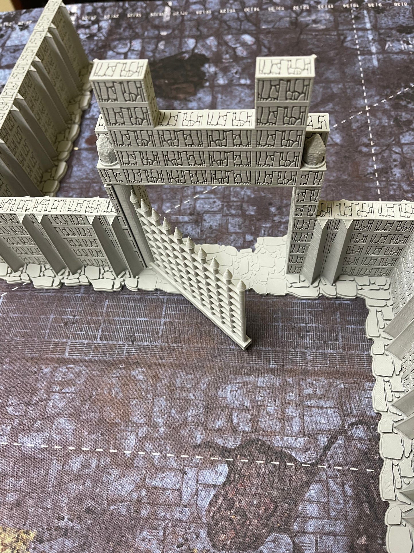 Fortress walls and gates (small set)